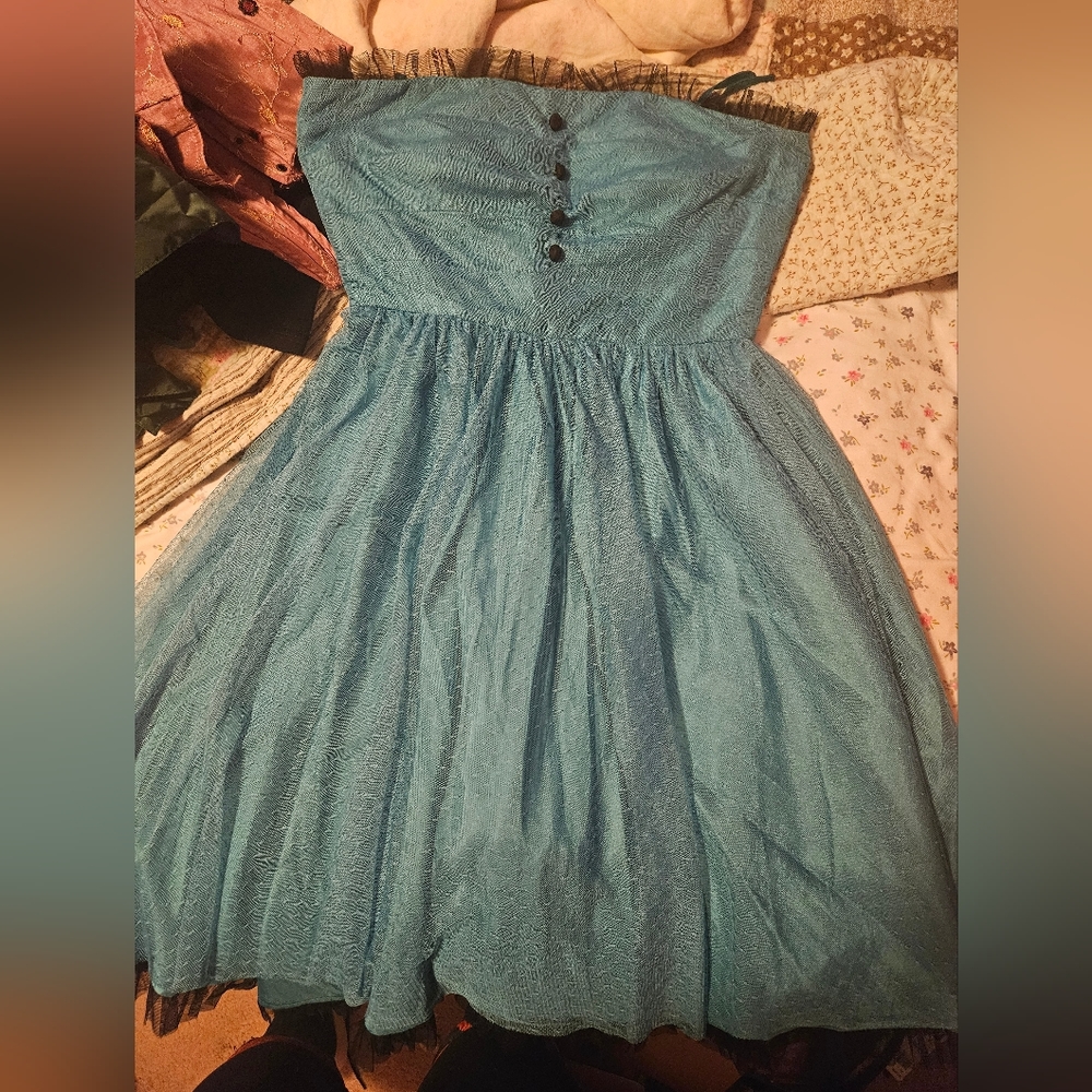 Retro Charlotte Russe dress
